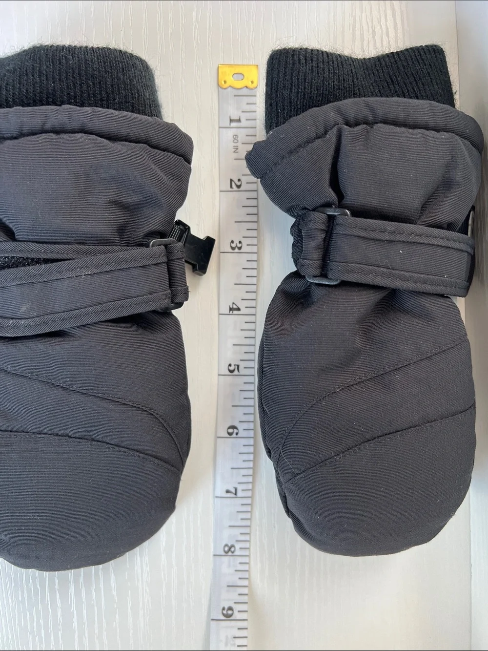 3M Thinsulate | Black Kids Mittens Size 2T/3T